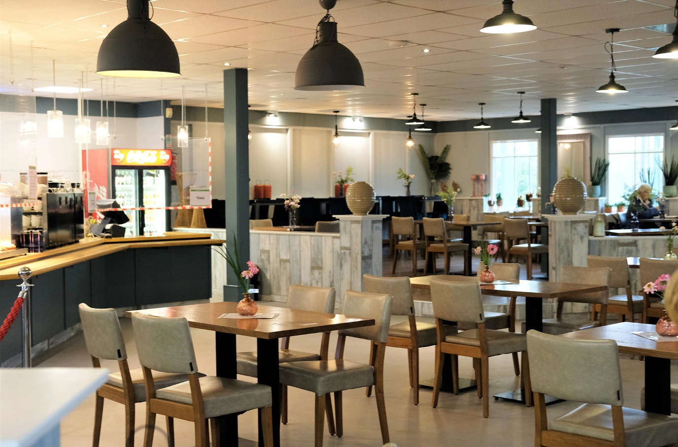 Kom genieten in ons tuincafé Kom genieten in ons tuincafé